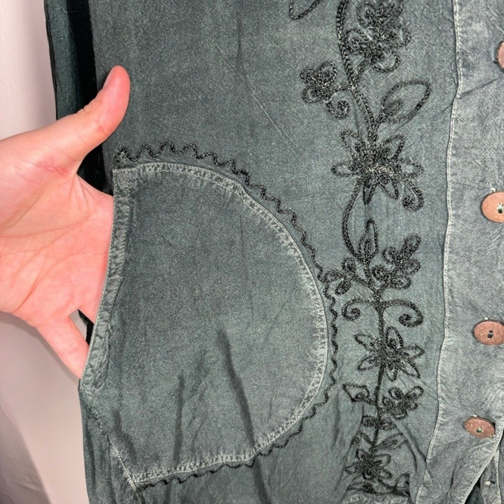 Sacred Threads Button Up Top Womens OS Green Boho Embroidered Fairycore Blouse - Picture 5 of 10